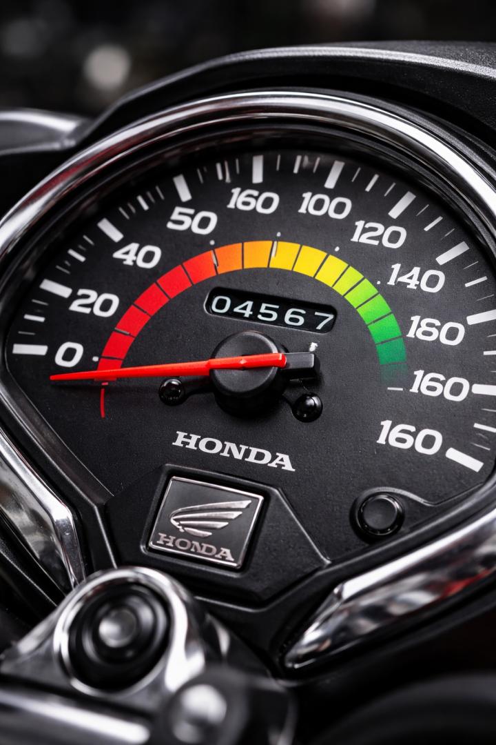Fungsi Jarum pada Speedometer Motor: Penunjuk Kecepatan yang Vital